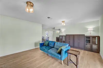 329 Santa Fe Street 