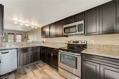 2080 Karen Avenue 20, Las Vegas