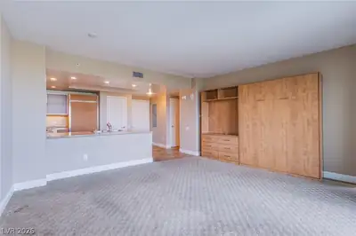322 Karen Avenue 1405 Living Room