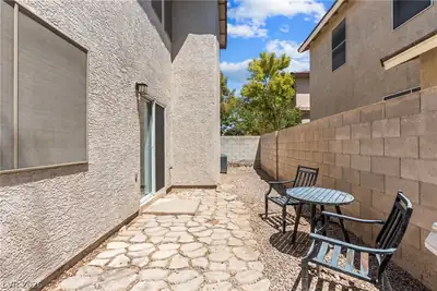 1446 Louisiana Lakes Avenue, Las Vegas, NV 89183 Patio