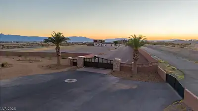 5985 East Spring Mountain Boulevard Lot