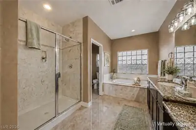 5436 East Di Bossi Avenue Primary Bathroom