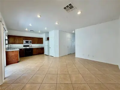 884 BLUE ROSALIE Place Kitchen