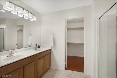 10553 Bandera Mountain Lane, Las Vegas, NV 89166 Primary Bathroom