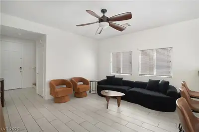 10553 Bandera Mountain Lane, Las Vegas, NV 89166 Living Room
