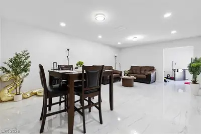 3361 Horizon Street, Las Vegas, NV 89121 Dining Area