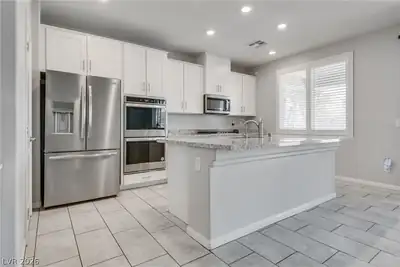 9273 Bluemist Falls Street, Las Vegas, NV 89123 Kitchen