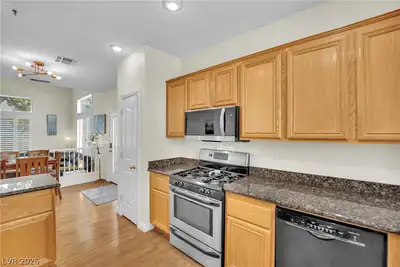 1532 Stone Valley Avenue, Las Vegas, NV 89183 Kitchen