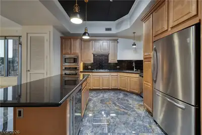 360 East Desert Inn Road 407 Kitchen