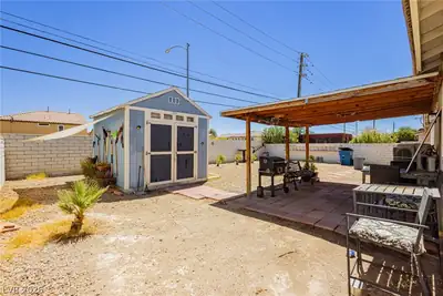 5534 Indigo Hills Street, North Las Vegas, NV 89031 Yard