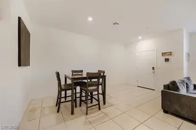 523 Cattleya pl Dining Area