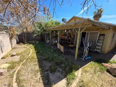 4037 Pelham Court, Las Vegas, NV 89110 Yard