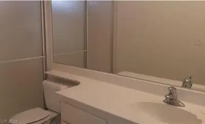 4037 Pelham Court, Las Vegas, NV 89110 Bathroom
