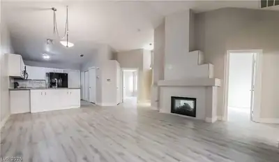 389 Rosado Springs, Henderson, NV 89014 Living Room