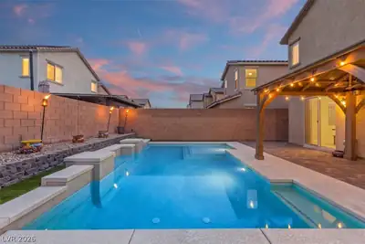 6472 Hamel Avenue Las Vegas, NV 89122