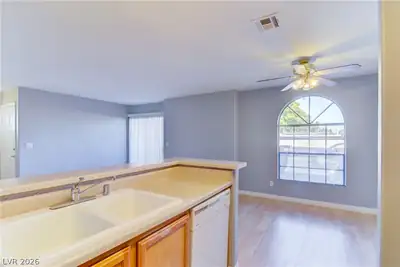 2974 Juniper Hills Boulevard 101 Kitchen