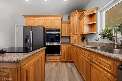 683 West Ingram Avenue Kitchen