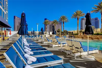 2000 North Fashion Show Drive 4900 Pool