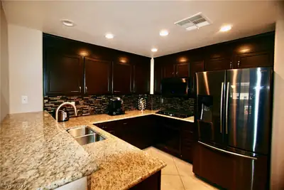 820 CANTERRA Street 2052 Kitchen