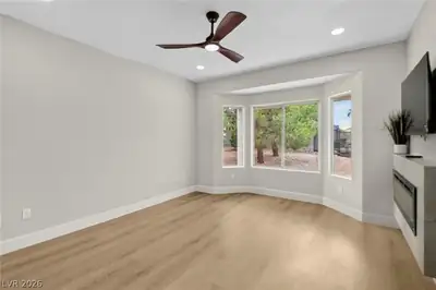 1651 Danbury Crossing Drive Bedroom