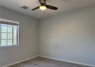 11029 Meadow Leaf Avenue Bedroom
