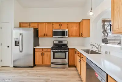 3213 Bracknell Street, Las Vegas, NV 89129 Kitchen