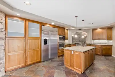 8461 Moondance Cellars Court, Las Vegas, NV 89139 Kitchen