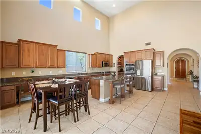 926 Loma Bonita Place, Las Vegas, NV 89138 Kitchen