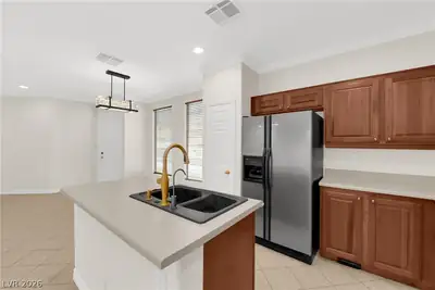 3628 Surfboard Court, Las Vegas, NV 89147 Kitchen