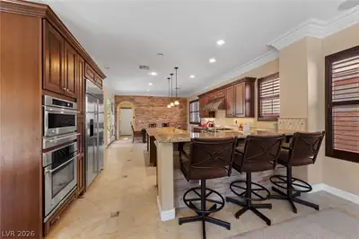 1 Vita Fresco Court, Henderson, NV 89011 Kitchen