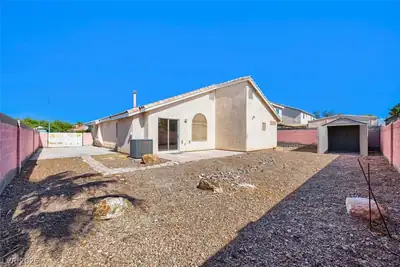 5328 Manor Stone Street, North Las Vegas, NV 89081 Yard