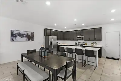 335 Laurel Peak Drive, Henderson, NV 89015 Kitchen