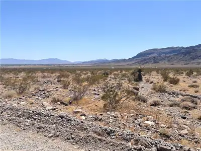 560 West Stealth Road, Pahrump