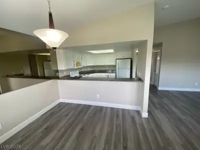 6250 West Flamingo Road 15 Dining Area