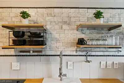 29 Montelago Boulevard 107, Henderson, NV 89011 Kitchen