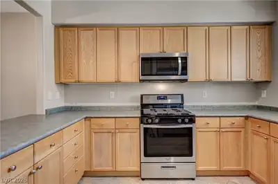 10592 Valdosta Avenue, Las Vegas, NV 89129 