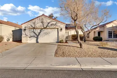 1072 Sky Rock Court, Henderson