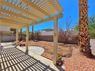 7 Via De Luccia, Henderson, NV 89074 Patio