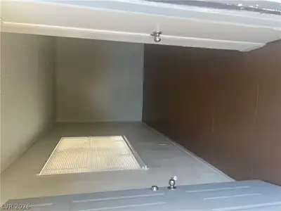 6940 Hopkins Drive, Las Vegas, NV 89156 Storage