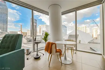 3722 Las Vegas Boulevard 306 