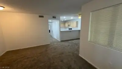7950 West FLAMINGO Road 1127 Living Room