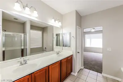 7001 Florido Road, Las Vegas, NV 89178 Primary Bathroom