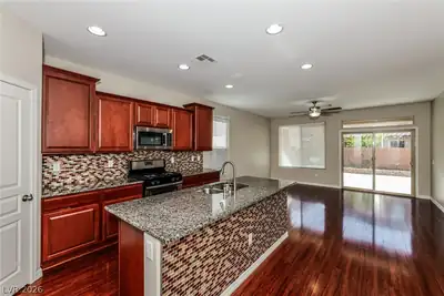 7001 Florido Road, Las Vegas, NV 89178 Kitchen