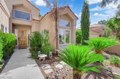 8170 Round Hills Circle, Las Vegas, NV 89113 Entry