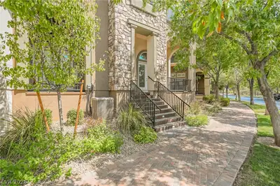 43 Via Di Vita, Henderson, NV 89011 