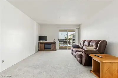 3550 Bay Sands Drive 2037 Living Room