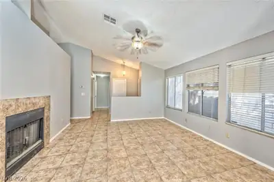 8661 Freeport Lane, Las Vegas, NV 89117 