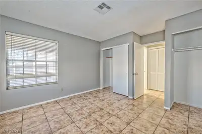 8661 Freeport Lane, Las Vegas, NV 89117 