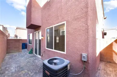 6303 Solomon Spring Way, Las Vegas, NV 89122 Patio