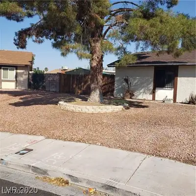 5284 Wellesley Avenue, Las Vegas, NV 89122 